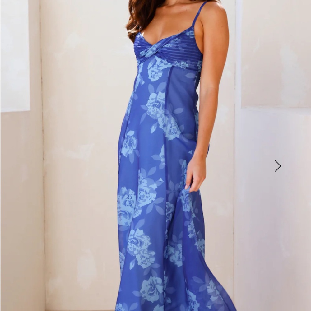 Hello Molly Blue Floral Midi Dress